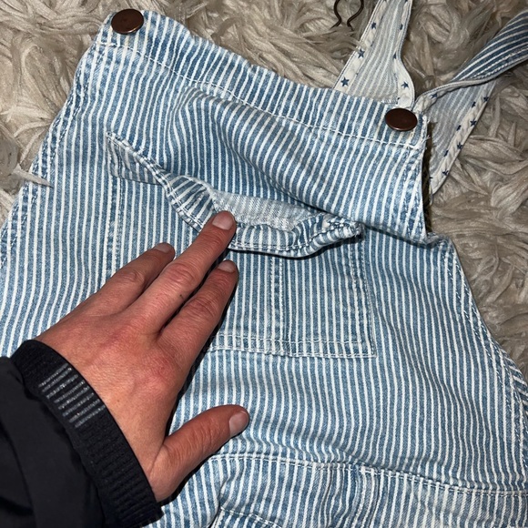 Forever 21 Stripes OVERALL SHORTS Sz. S - Picture 4 of 8